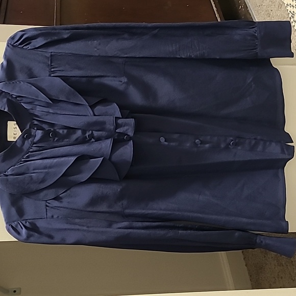 Reiss Tops - REISS Dilon Ruffle Front Blouse sz 6/ UK 10